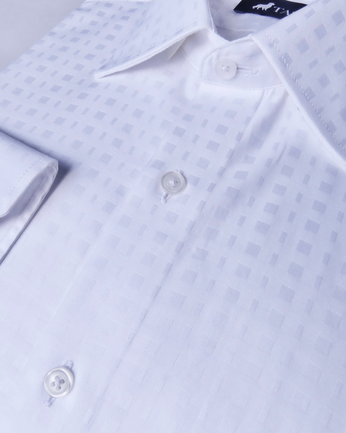 MACAO CAMISA BLANCA DISEÑO CUADROS FANTASIA