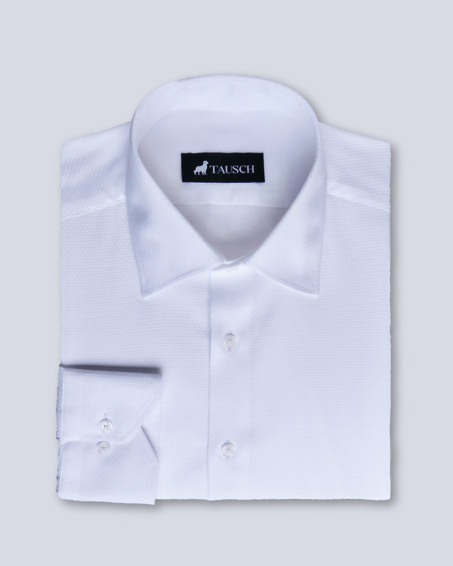 MILANO CAMISA BLANCA DISEÑO ESCALERA